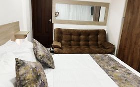 Hotel Versalles